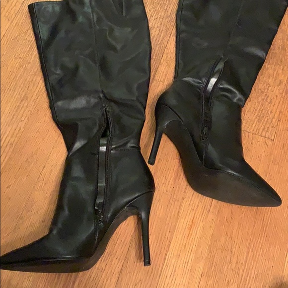 Wide calf boots - Picture 4 of 5